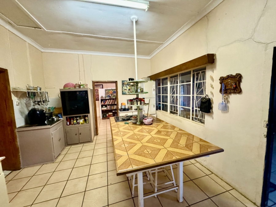 5 Bedroom Property for Sale in Vyfhoek A H North West